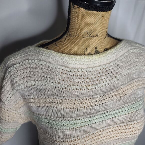 Vintage 70s Pastel Knit Short Sleeve Top Small - Picture 6 of 14